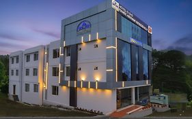 Fabhotel Abirami Grand Inn - Nr Bryant Park